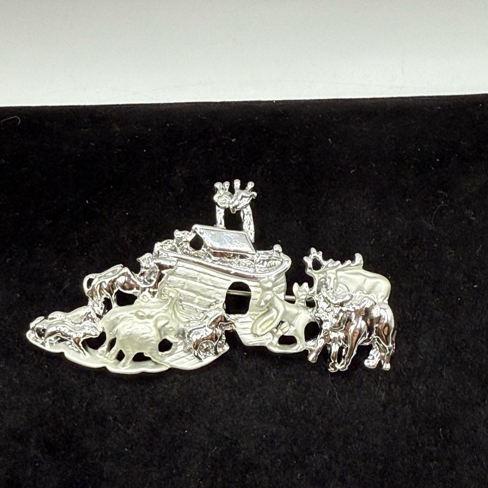 Silver Noah's Ark Brooch